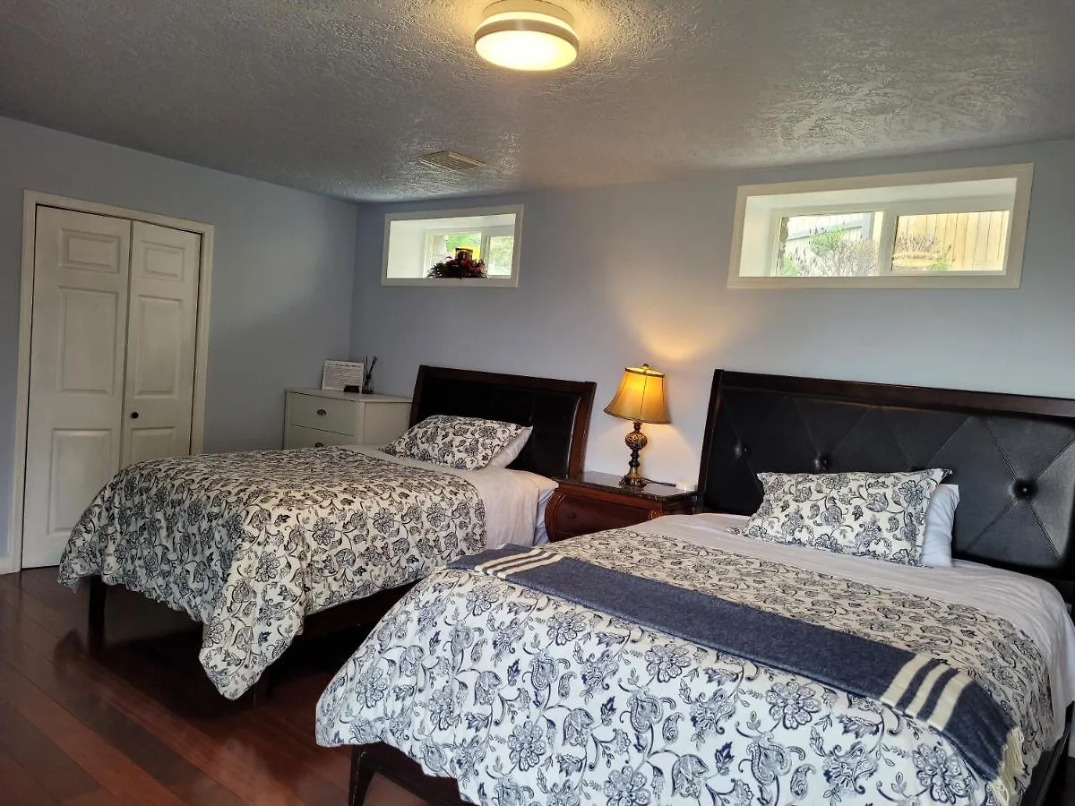 Quarto em Acomodações Particulares Hov B&B House -Hospitality Ocean View Victoria- Canadá